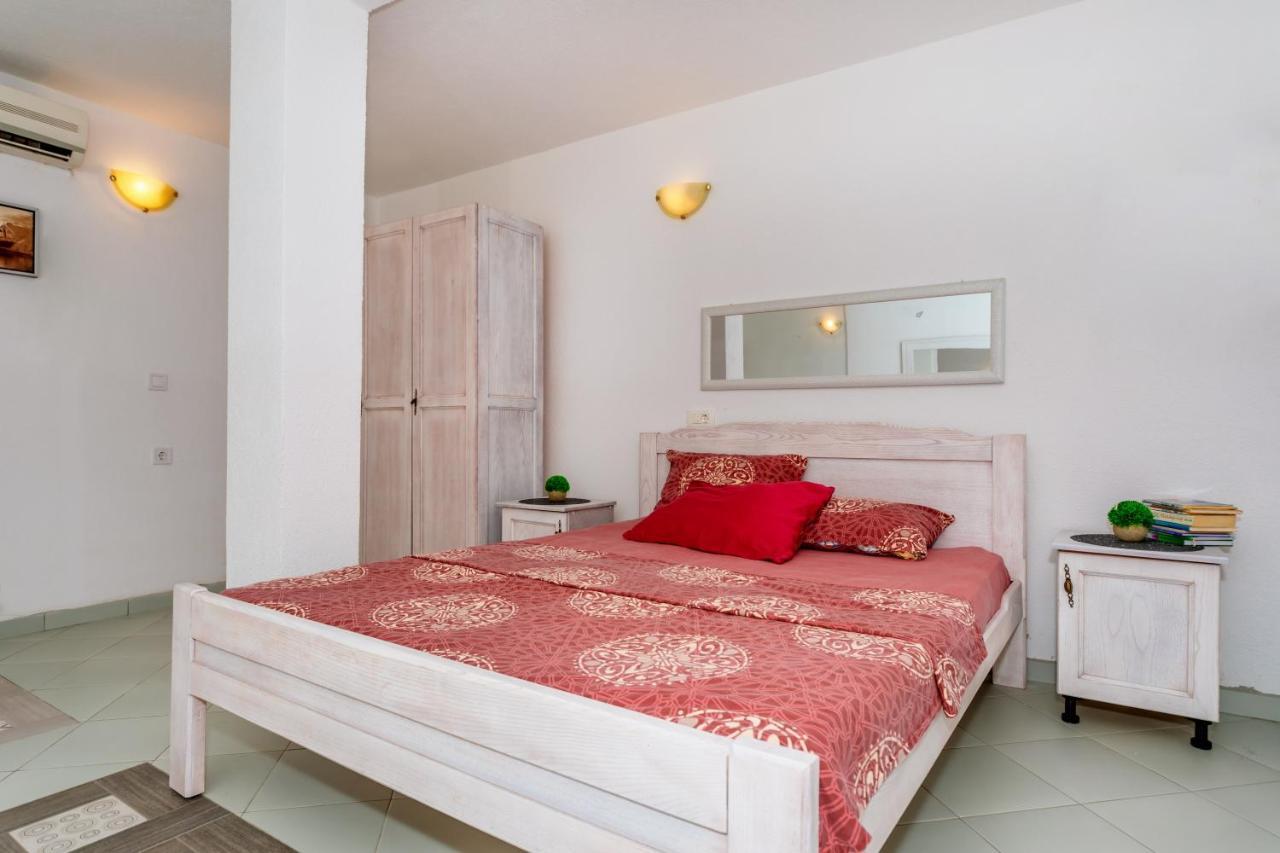 Apartmani Lira 수토모레 외부 사진