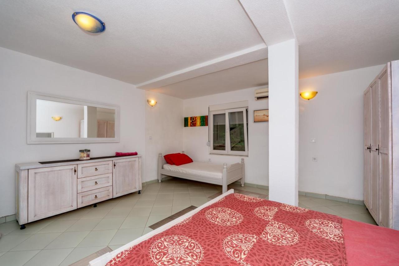Apartmani Lira 수토모레 외부 사진