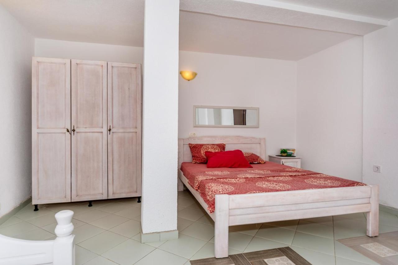 Apartmani Lira 수토모레 외부 사진