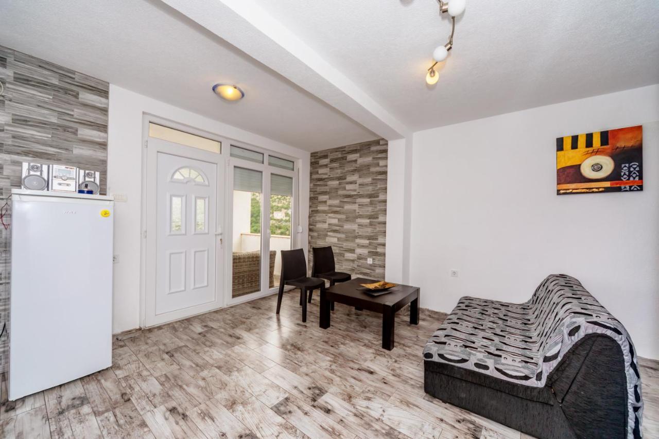 Apartmani Lira 수토모레 외부 사진