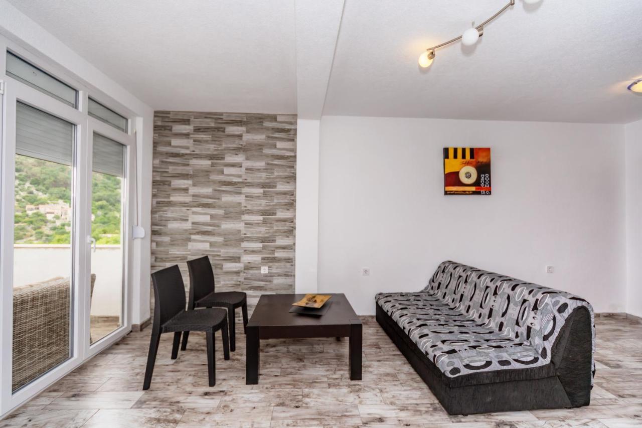Apartmani Lira 수토모레 외부 사진