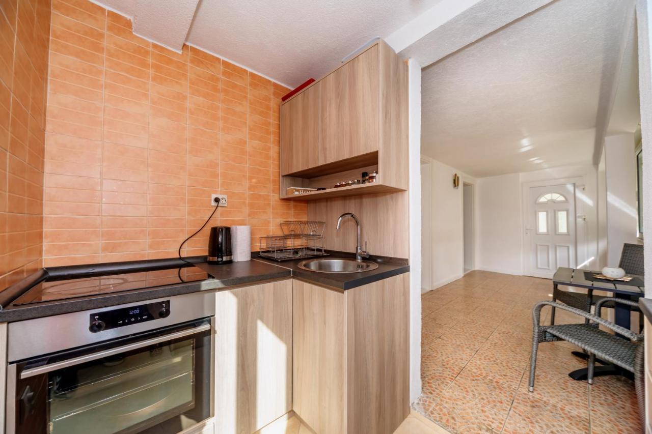 Apartmani Lira 수토모레 외부 사진
