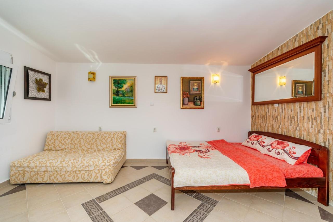 Apartmani Lira 수토모레 외부 사진